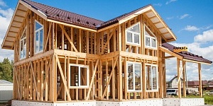 Особенности строительства каркасного дома: плюсы и минусы, из чего строят